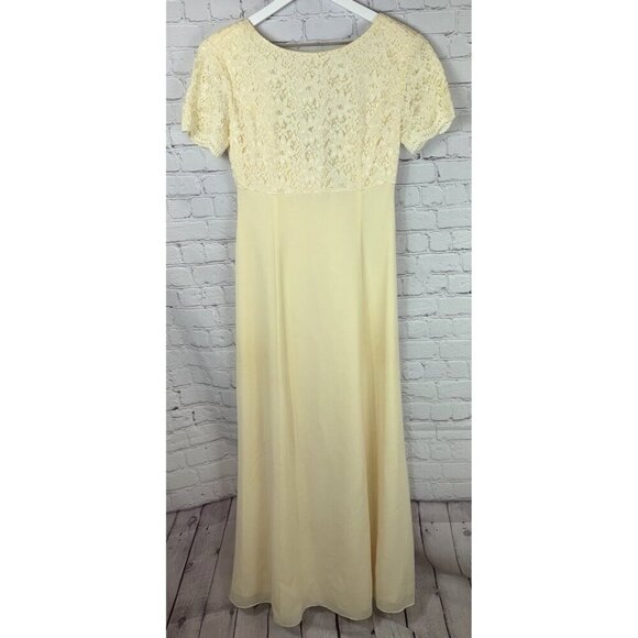 Vintage LANZ OF SALZBURG Women’s Size 6 Yellow Short Sleeve Lace Ball Gown Dress - Picture 1 of 7